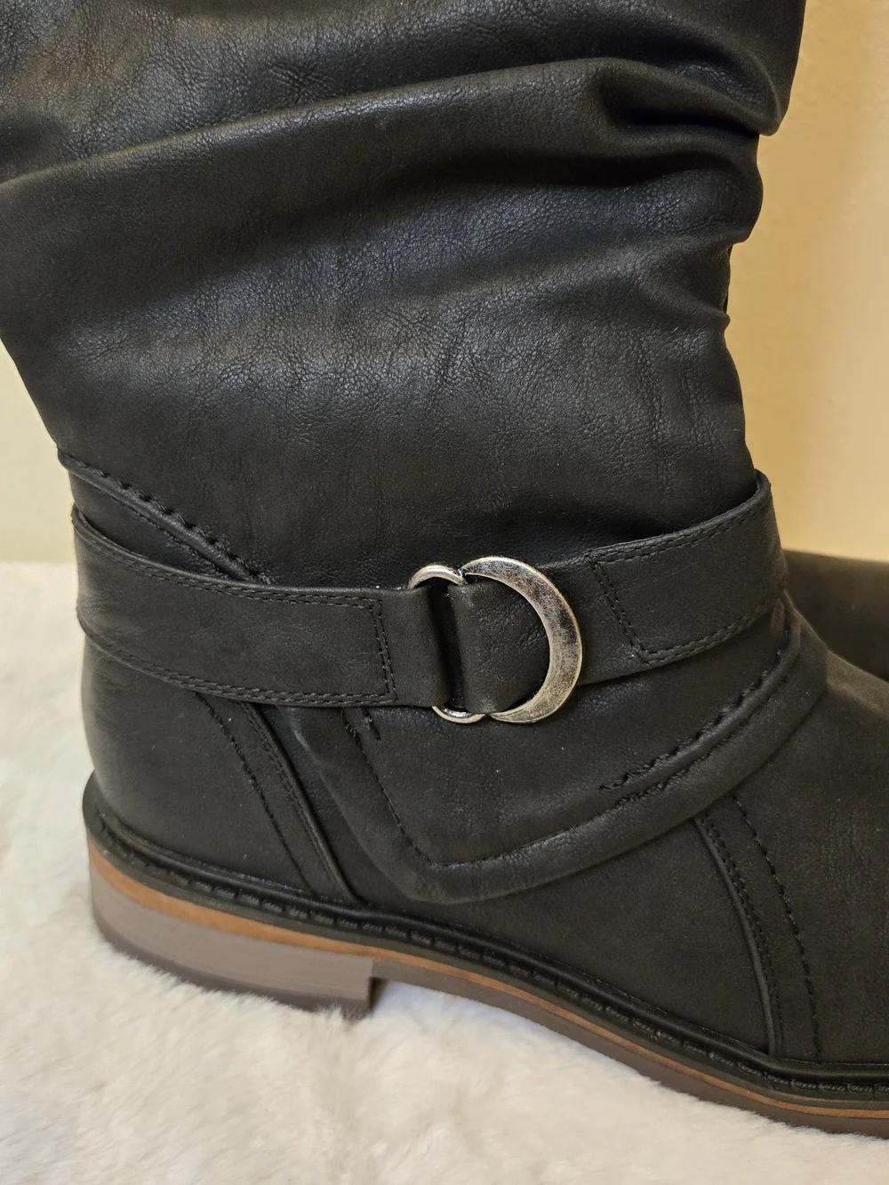 Wanderlust Fiona Women's Black Noir Slouch Boots with Buckle Accent NEW 10W